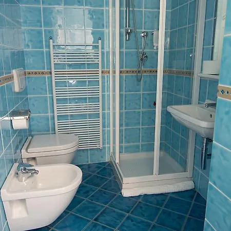 Hotel Capital 3*