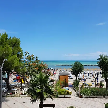 Capital ホテル 3*