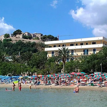 Hotel Capital